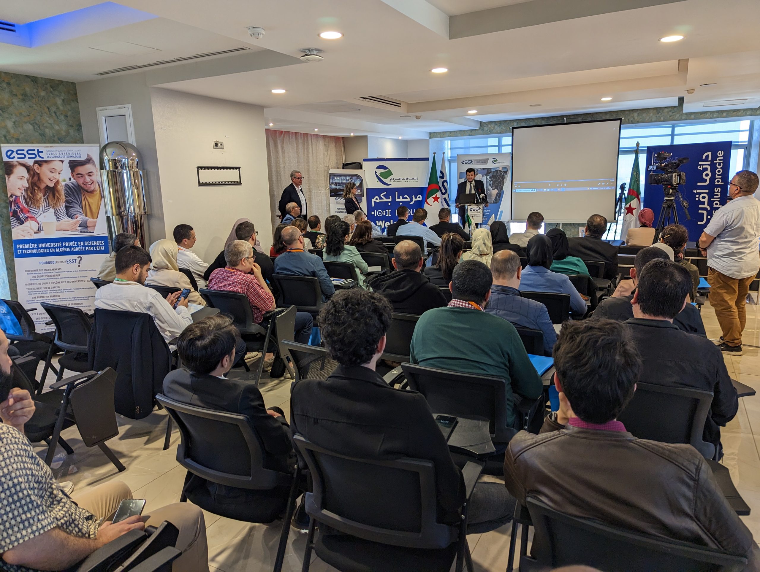 PXL_20230516_090301988